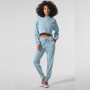 Alo yoga muse pant celestial blue, Size Small, NWT